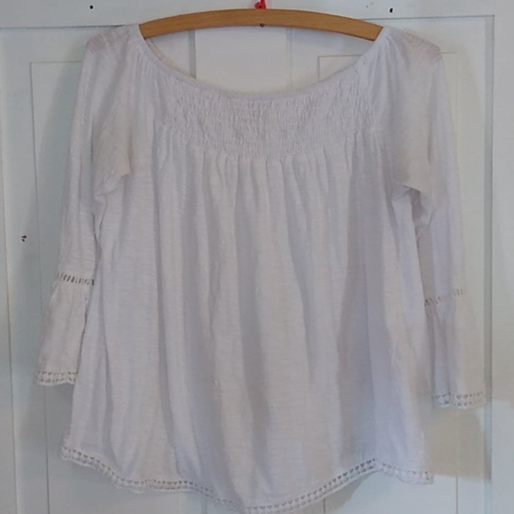 Passport Top Size Medium 80% Cotton 20% Polyester 3/4 Sleeve
